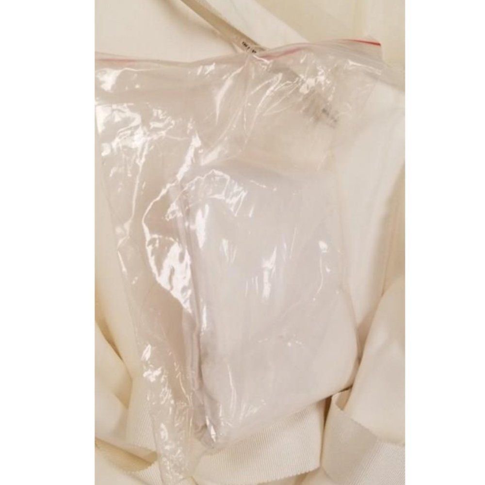 White by Vera Wang Strapless Wedding Gown - 18 - Picture 10 of 13